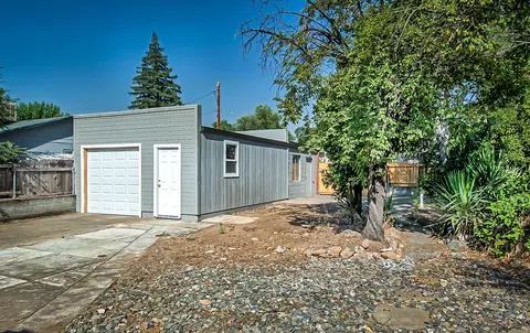 2720 Leland Ave, Redding, CA 96001 photo 3