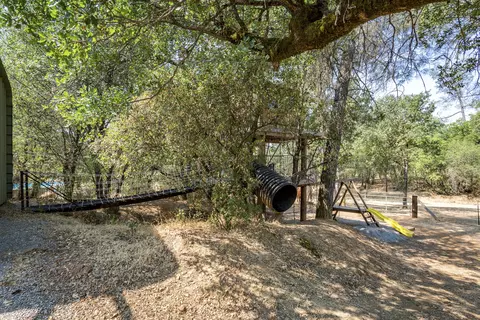 20528 Terri Lee, Redding, CA 96003 photo 34