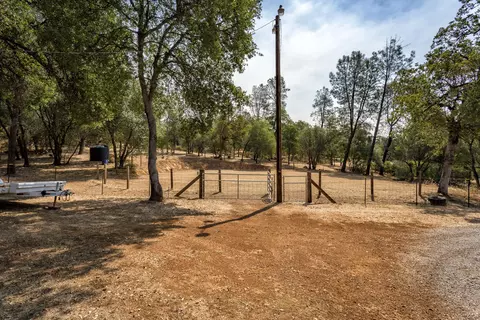 20528 Terri Lee, Redding, CA 96003 photo 39