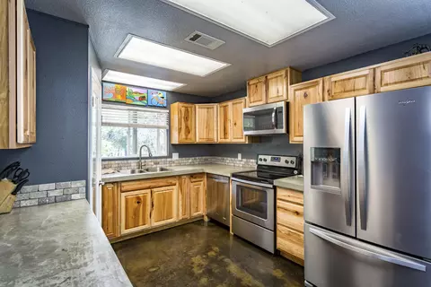 20528 Terri Lee, Redding, CA 96003 photo 9