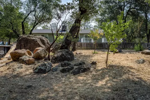 20528 Terri Lee, Redding, CA 96003 photo 38