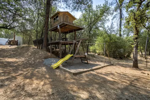 20528 Terri Lee, Redding, CA 96003 photo 35