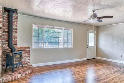 19513 Anna Rd, Anderson, CA 96007 photo 5