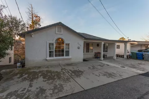 2090 Skyline Dr, Redding, CA 96001 photo 3