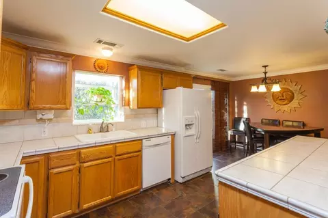 2090 Skyline Dr, Redding, CA 96001 photo 23