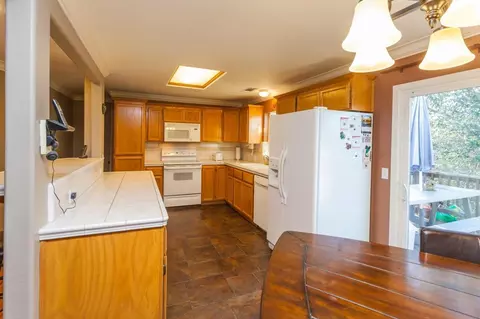 2090 Skyline Dr, Redding, CA 96001 photo 22