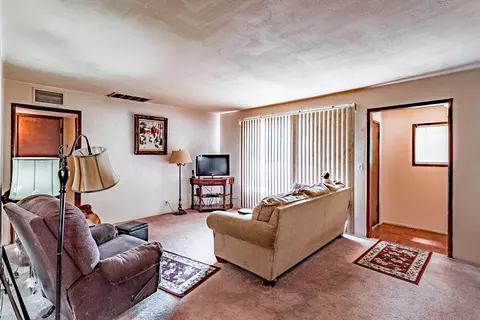 2940 Mahan St, Redding, CA 96001 photo 3