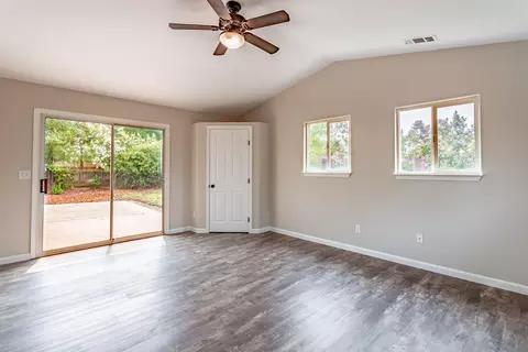 1024 Partridge Dr, Redding, CA 96003 photo 16