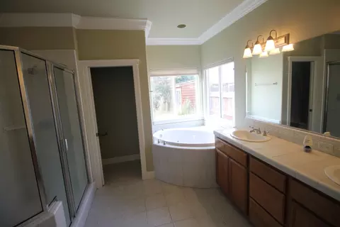 1172 Coggins St, Redding, CA 96003 photo 12