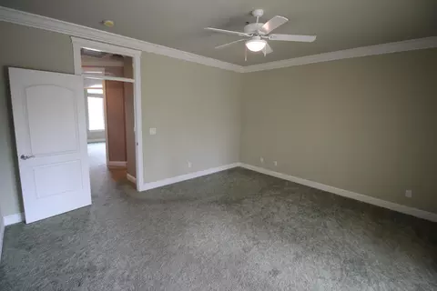 1172 Coggins St, Redding, CA 96003 photo 10