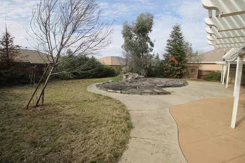 1172 Coggins St, Redding, CA 96003 photo 16