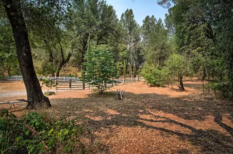 10259 Harley Leighton Rd, Redding, CA 96003 photo 33