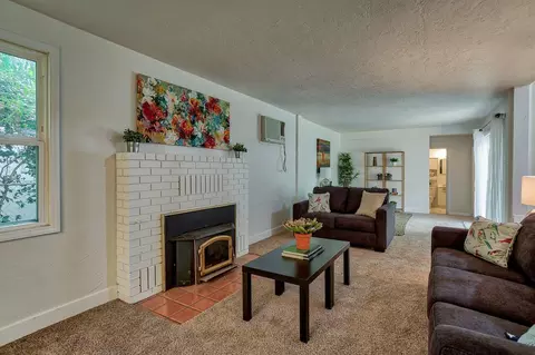 1644 Verda St, Redding, CA 96001 photo 3