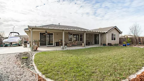 3442 Carlsbad Ln, Redding, CA 96002 photo 5