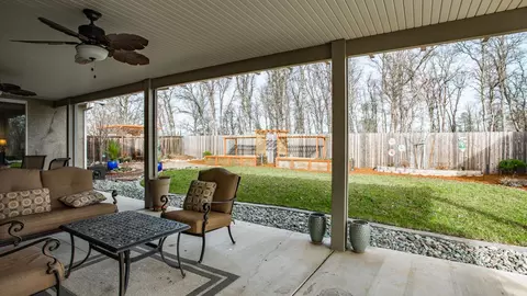 3442 Carlsbad Ln, Redding, CA 96002 photo 8