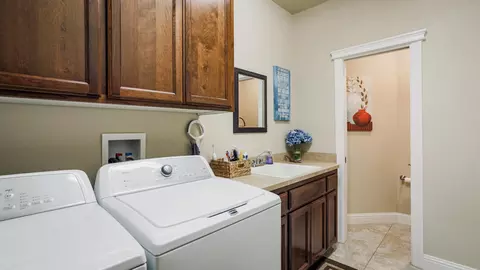 3442 Carlsbad Ln, Redding, CA 96002 photo 58