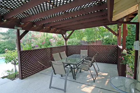 2705 Howard Dr, Redding, CA 96001 photo 18