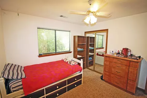 2705 Howard Dr, Redding, CA 96001 photo 15