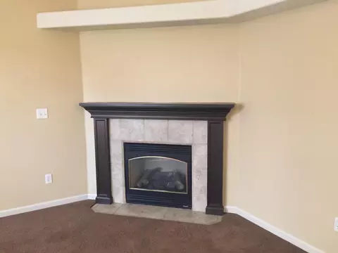 3895 Meadow Oak Way, Redding, CA 96002 photo 4