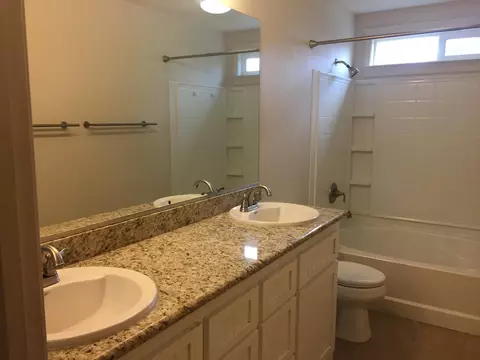 3895 Meadow Oak Way, Redding, CA 96002 photo 9