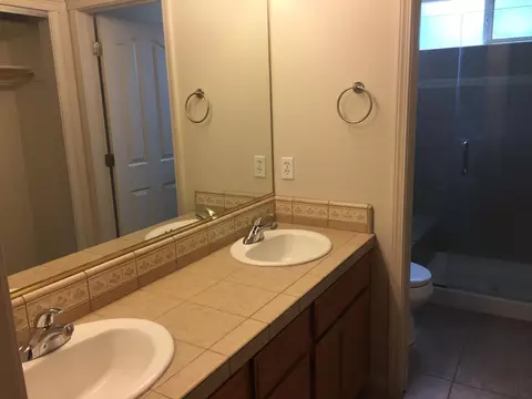 3895 Meadow Oak Way, Redding, CA 96002 photo 13