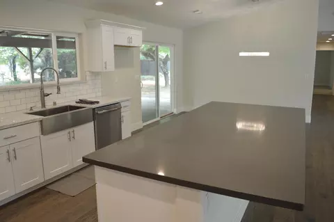 4910 Alta Mesa Dr, Redding, CA 96002 photo 14