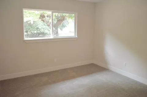 4910 Alta Mesa Dr, Redding, CA 96002 photo 24