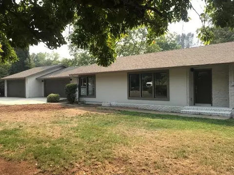 4910 Alta Mesa Dr, Redding, CA 96002 photo 5