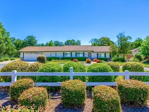 11415 Ridgewood Rd, Redding, CA 96003 photo 1