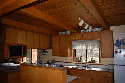 2129 Morgan Hill Rd, Hayfork, CA 96041 photo 2