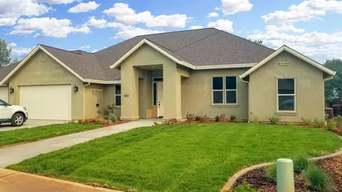 1622 Galaxy Way, Redding, CA 96002 photo 1