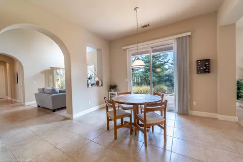 4488 Pike Ct, Redding, CA 96002 photo 14