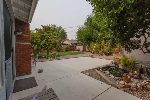 6303 Glen Way, Redding, CA 96001 photo 16