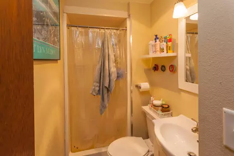 6303 Glen Way, Redding, CA 96001 photo 15