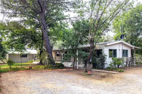 20583 Winchester Trl, Redding, CA 96003 photo 2