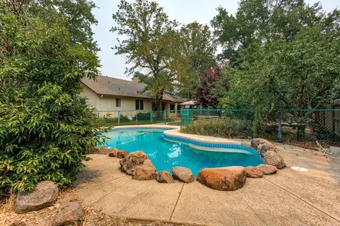 5919 Beaumont Ct, Redding, CA 96003 photo 32
