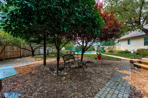 5919 Beaumont Ct, Redding, CA 96003 photo 33
