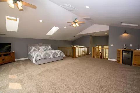 7933 Deer Hollow Ct, Redding, CA 96001 photo 13
