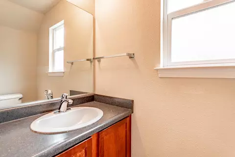 1765 Laurel Ave, Redding, CA 96001 photo 18