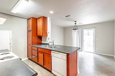 1765 Laurel Ave, Redding, CA 96001 photo 7