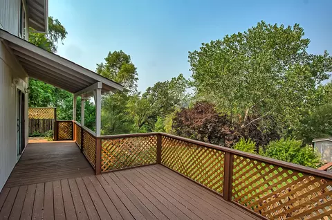 11524 Wales Ct, Redding, CA 96003 photo 40