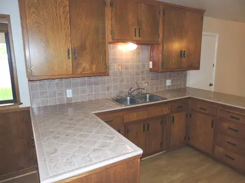 1875 Wisconsin Ave, Redding, CA 96001 photo 5