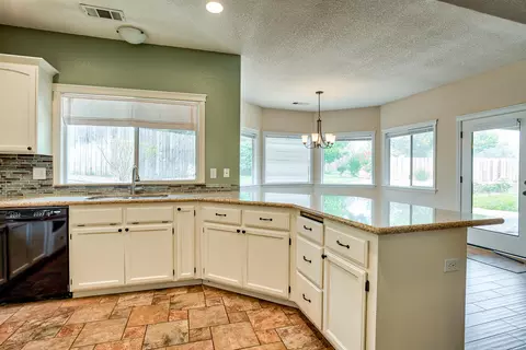 4914 Tralee Ln, Redding, CA 96001 photo 9