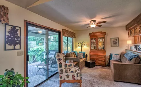 678 Collyer Dr, Redding, CA 96003 photo 11