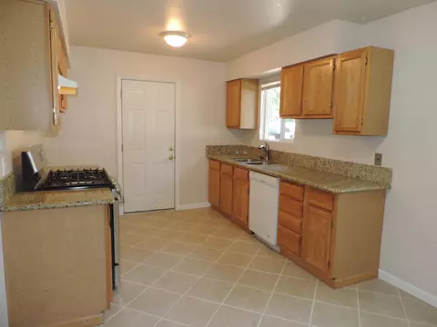 20237 Arrowood St, Burney, CA 96013 photo 5