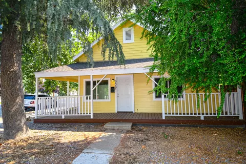 958 Franklin St, Red Bluff, CA 96080 photo 1