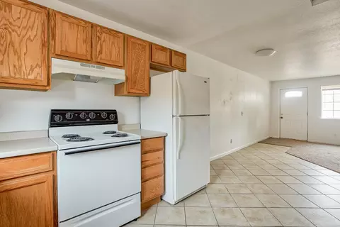 486 Manzanita Ln, Redding, CA 96002 photo 9