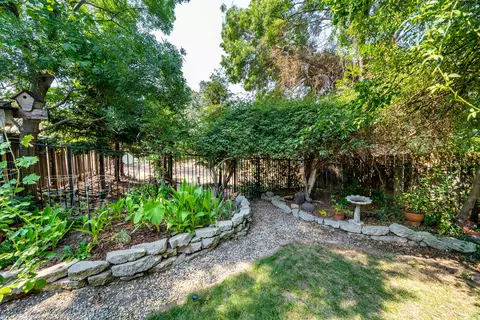 528 Arbuckle Ct, Redding, CA 96003 photo 16