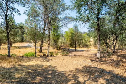 528 Arbuckle Ct, Redding, CA 96003 photo 18