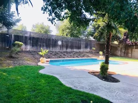 7262 Platinum Way, Redding, CA 96001 photo 11